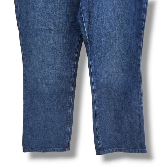 A New Day Women’s High Rise Bootcut Denim Jeans – Straight Hip & Thigh New - Picture 6 of 10